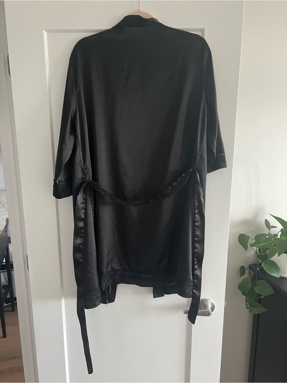 Black Satin Kimono-Style Women's Top - M